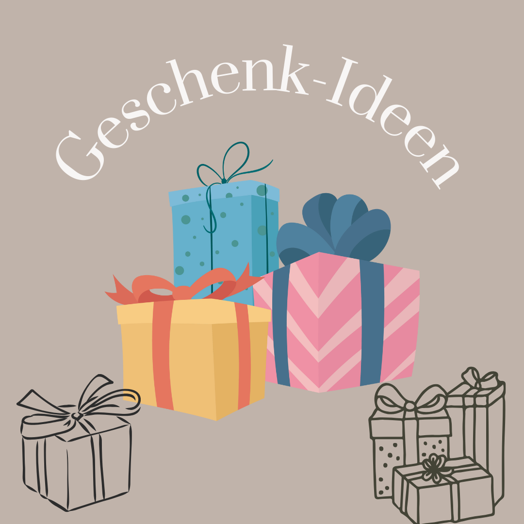 Auf grauem Hintergrund sind drei Geschenke abgebildet: eines in Blau, eines in Gelb und eines in Rosa-Weiß. Die Geschenke sind ordentlich nebeneinander platziert.